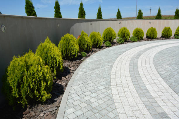 Best Driveway Resurfacing Pavers  in Cuyahoga Falls, OH